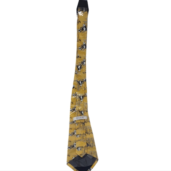 Men's Yayisizu Panda Silk Tie - Picture 3 of 9